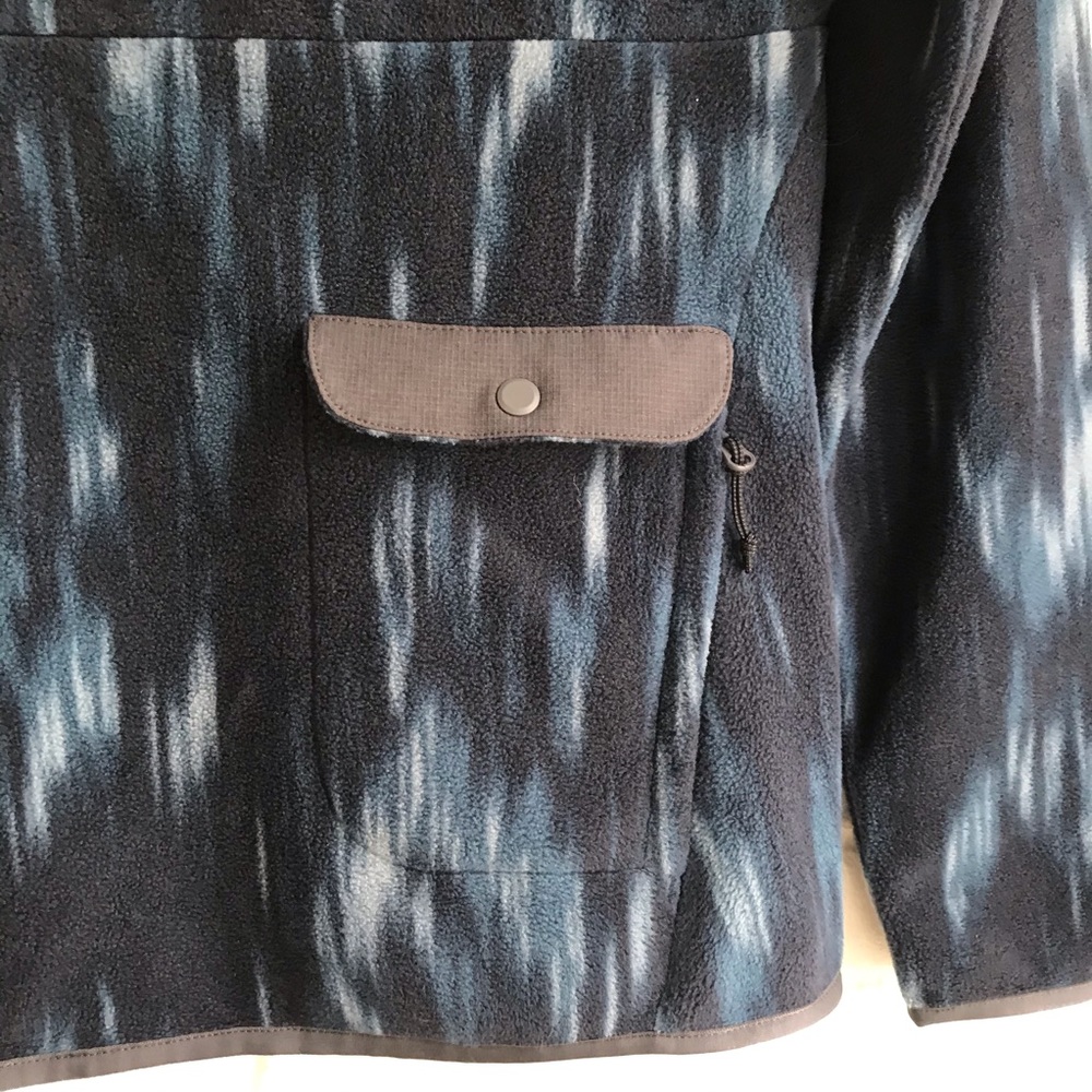 Merrell Sweater Size Small - Picture 4 of 8